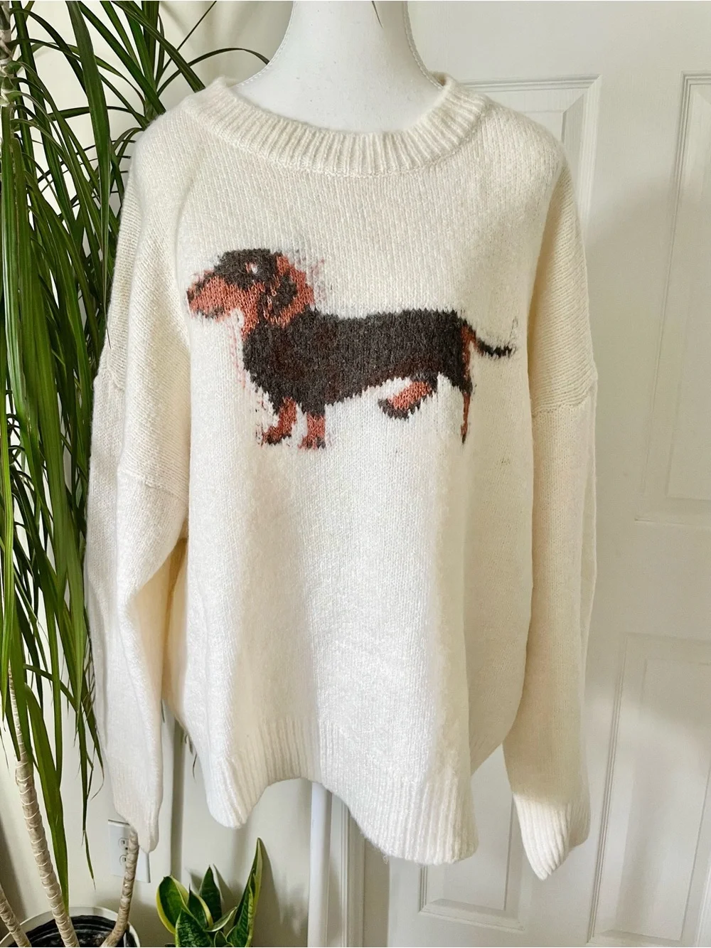 Bailey Rose Women's Cream Soft Ribbed Knit Graphic Dog Lover Sweater Medium NWT - Picture 6 of 16